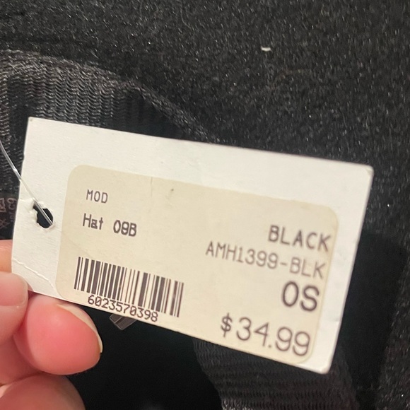 MOD On Trend | Black Felt Floppy Hat - Picture 3 of 3